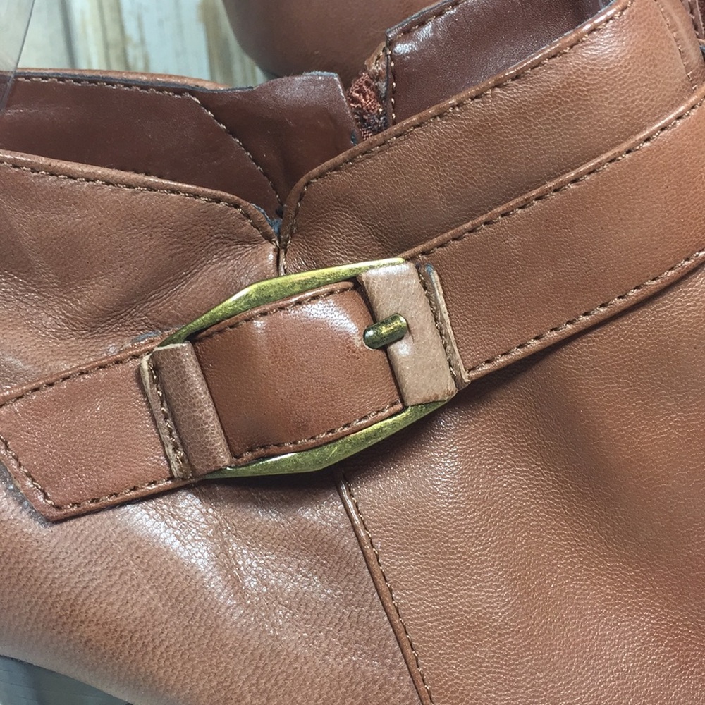 🍁 Bandolino Women’s Ankle Boot, Size 6.5 - Picture 4 of 8